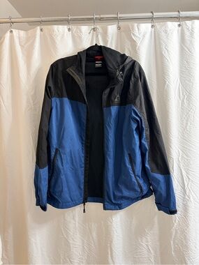 Gerry Wind Breaker. Size M.